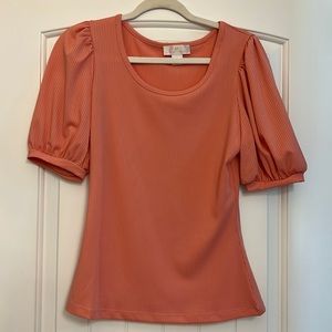 3/4 length bubble sleeve top.